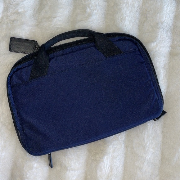 Coach small device holder - Picture 3 of 3